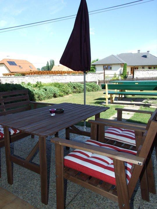 Huber Panzio Bed and Breakfast Fertőrákos Buitenkant foto