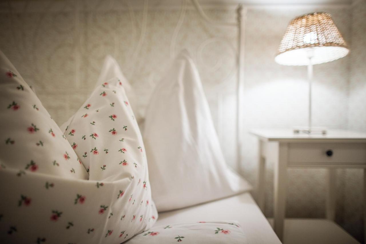 Huber Panzio Bed and Breakfast Fertőrákos Buitenkant foto